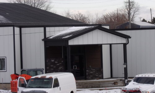How Metal Roofing Stands Up to Illinois Weather